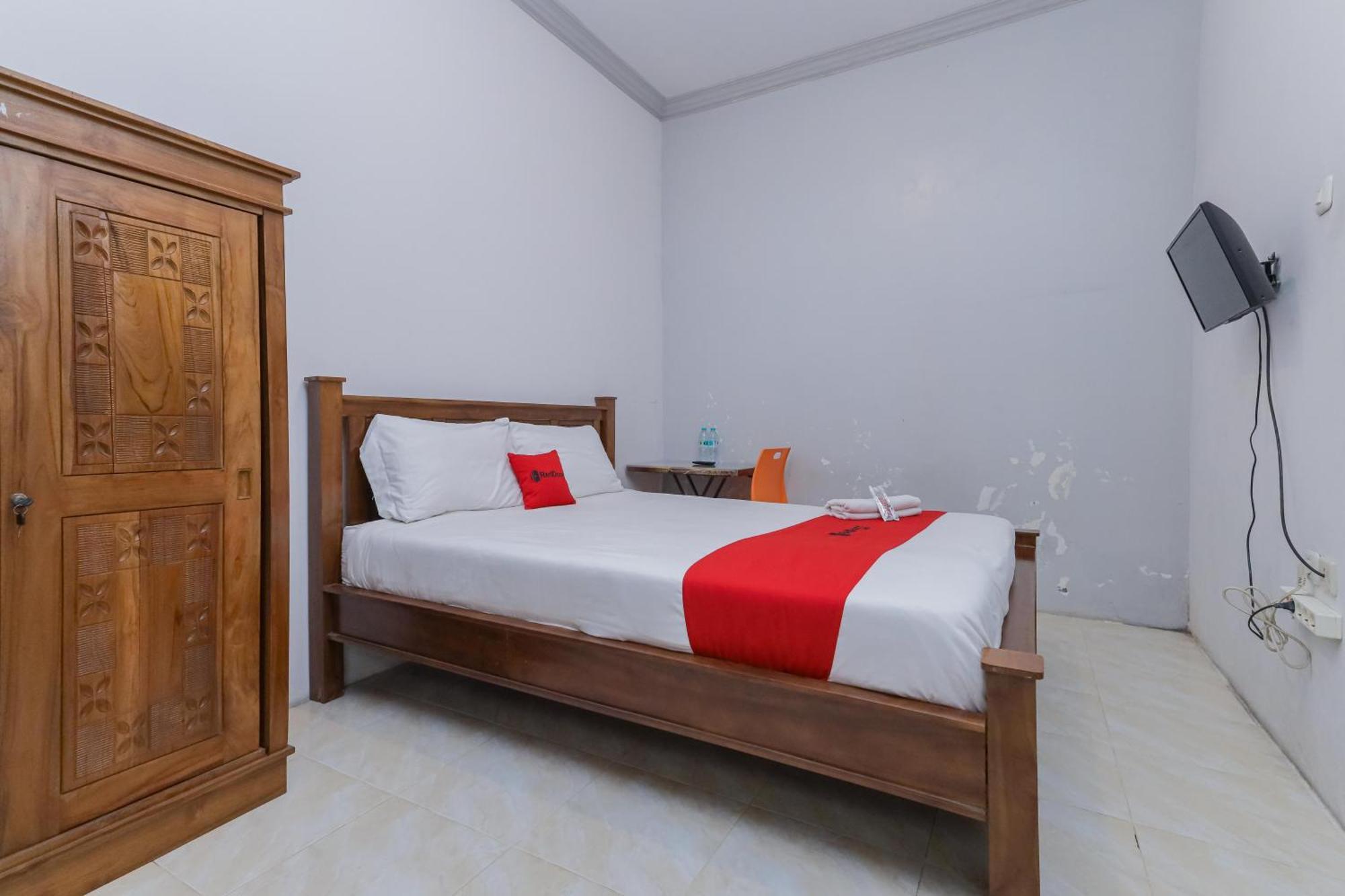 Reddoorz At Pondok Candra Surabaya Dış mekan fotoğraf