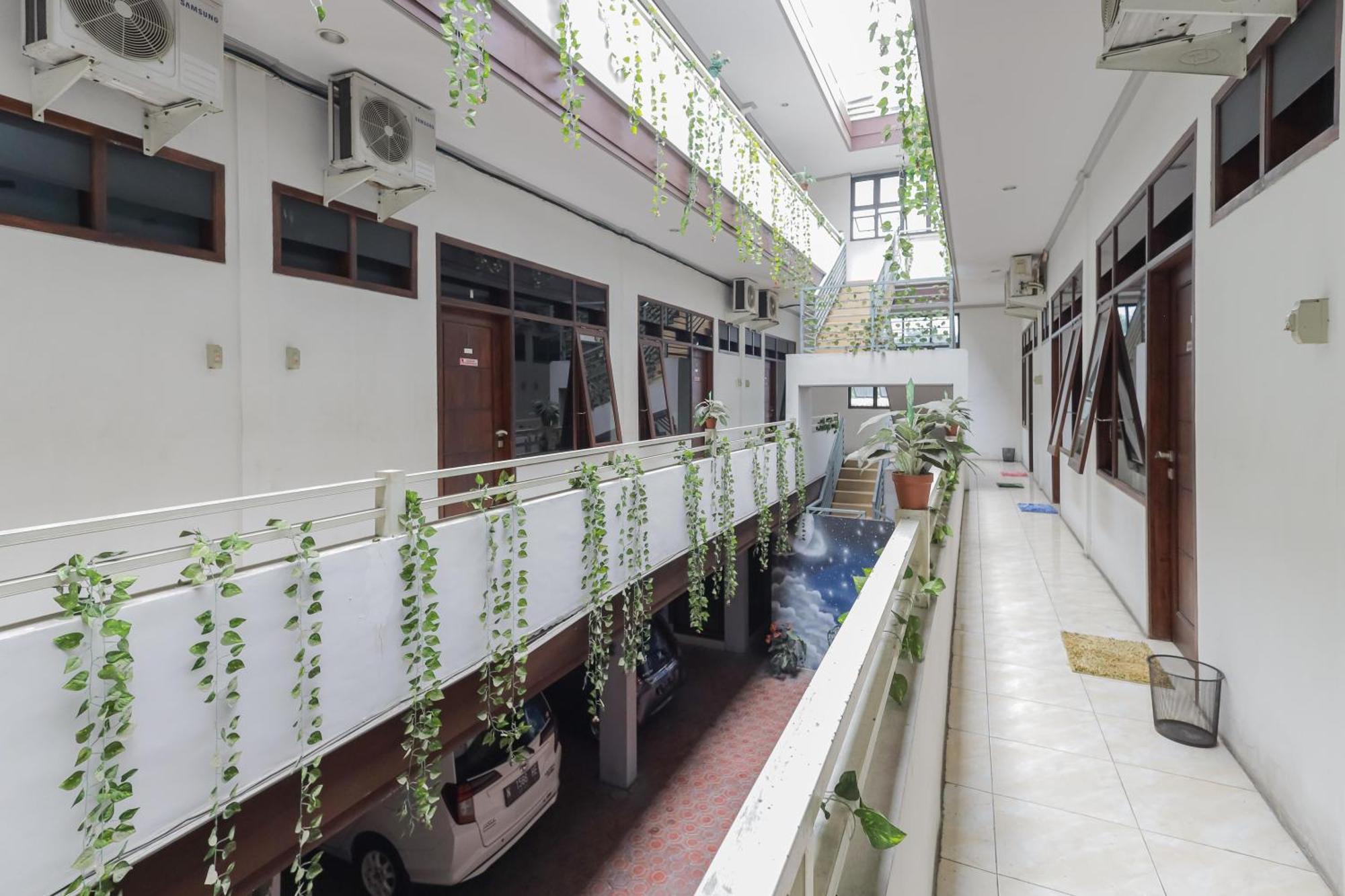 Reddoorz At Pondok Candra Surabaya Dış mekan fotoğraf