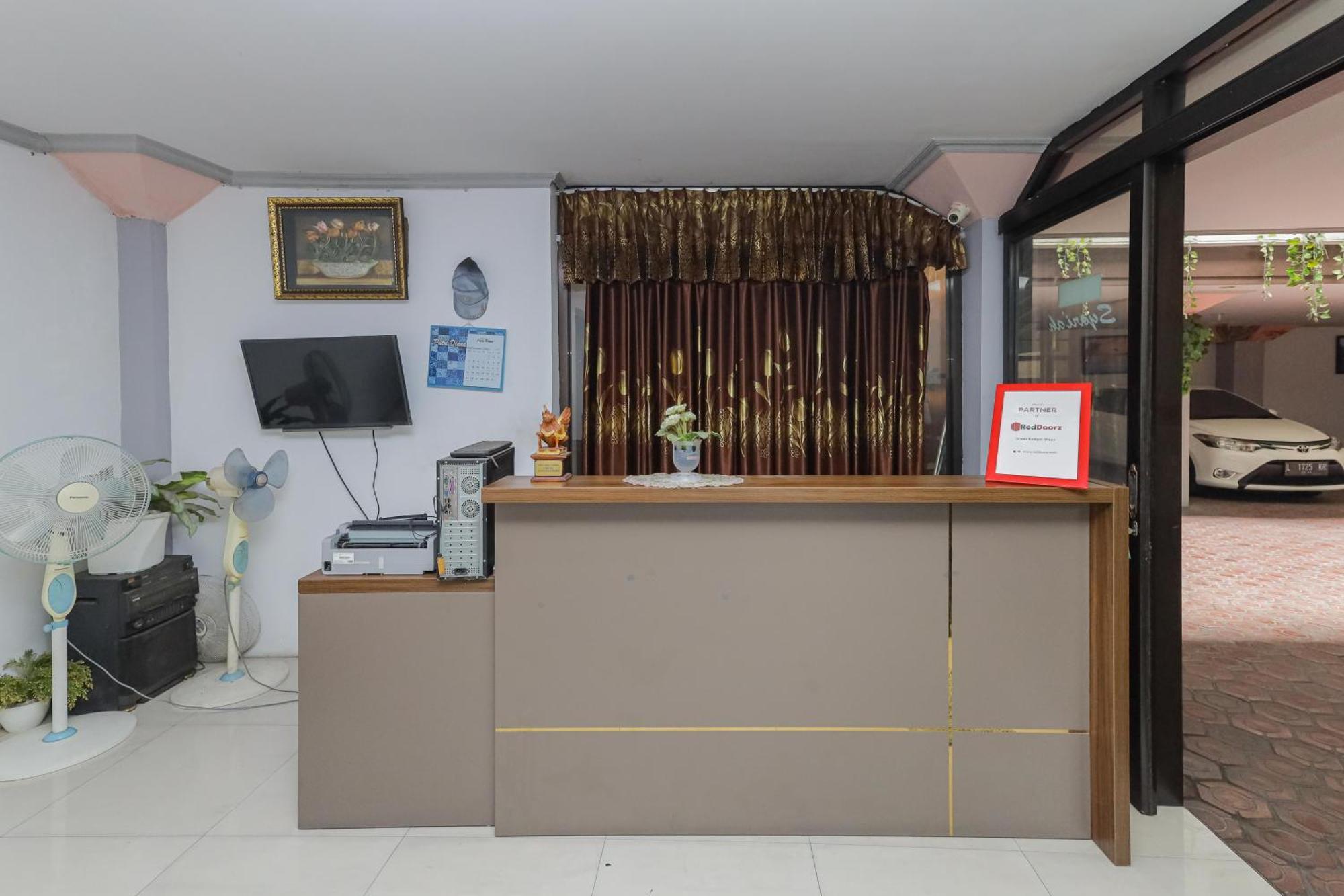 Reddoorz At Pondok Candra Surabaya Dış mekan fotoğraf