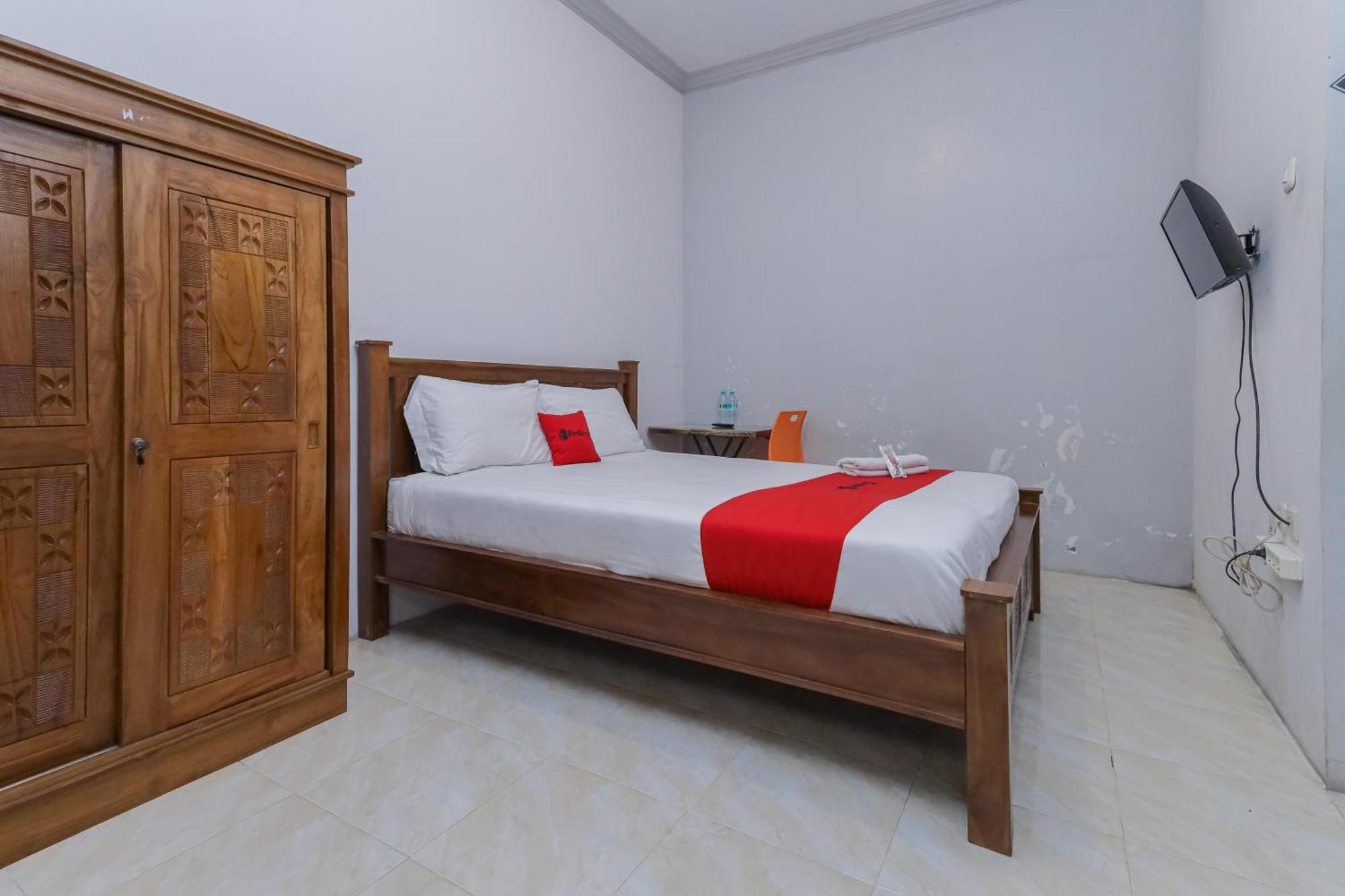 Reddoorz At Pondok Candra Surabaya Dış mekan fotoğraf